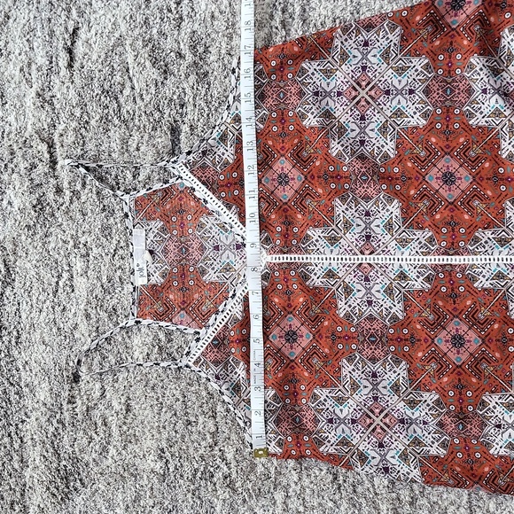 3/$13🎒 Autumn flutter boho tank - Picture 7 of 7